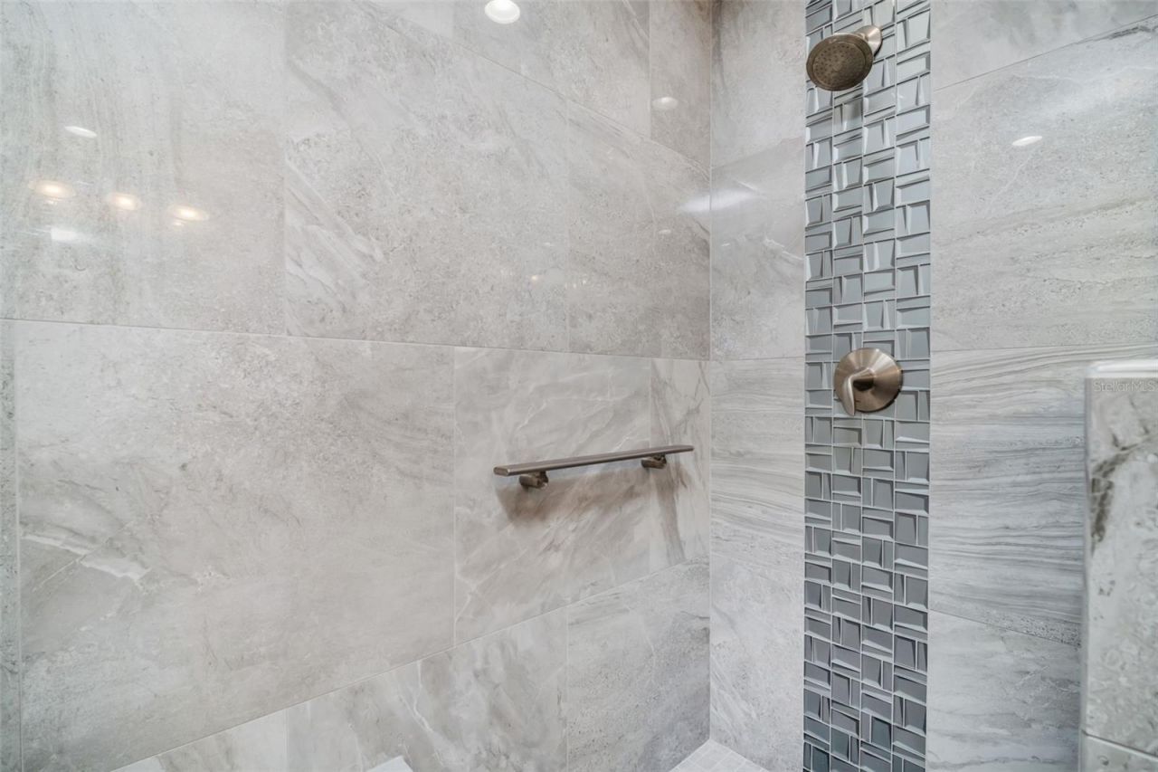 175 1st Street S, Unit 905, Saint Petersburg, FL 33701 Photo