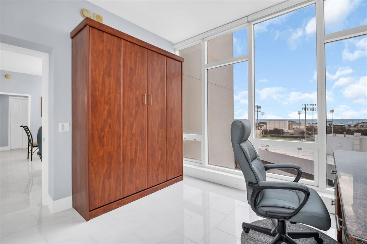 175 1st Street S, Unit 905, Saint Petersburg, FL 33701 Photo