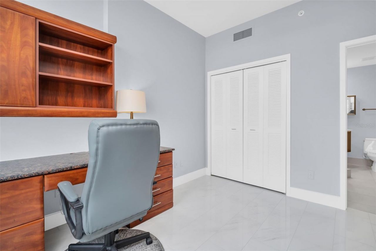 175 1st Street S, Unit 905, Saint Petersburg, FL 33701 Photo