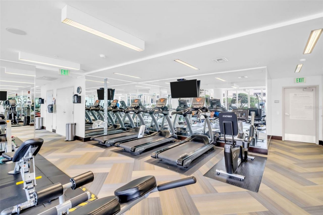 175 1st Street S, Unit 905, Saint Petersburg, FL 33701 Photo