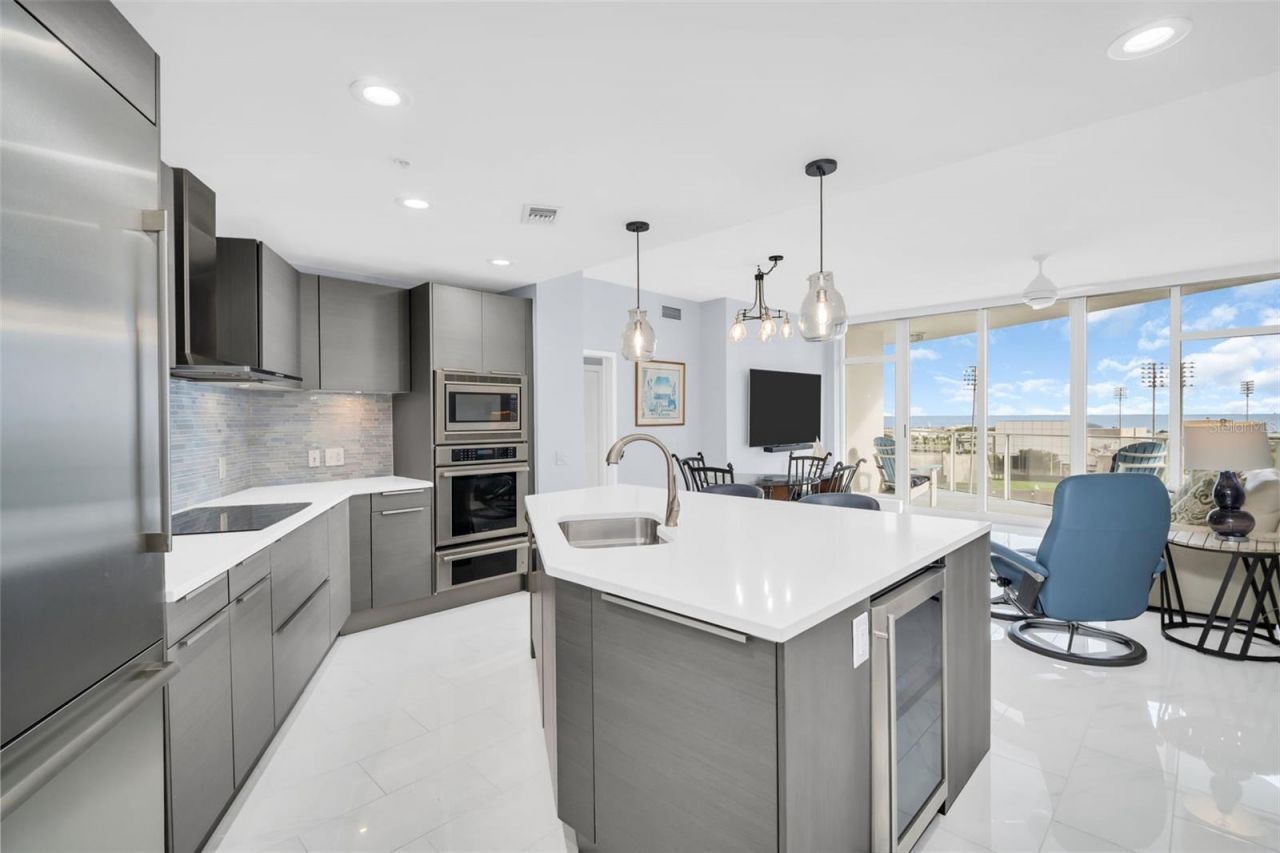 175 1st Street S, Unit 905, Saint Petersburg, FL 33701 Photo