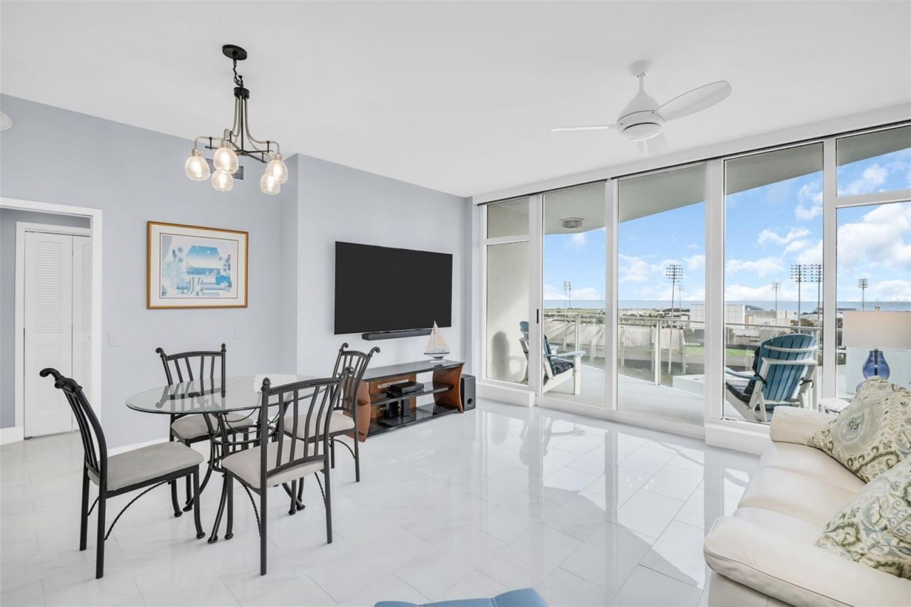 175 1st Street S, Unit 905, Saint Petersburg, FL 33701 Photo