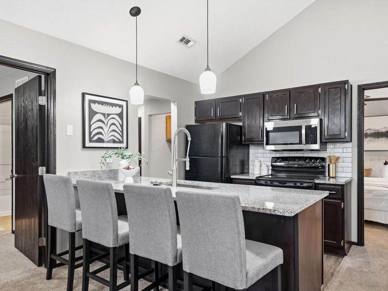 5390 Pond View Drive, Westerville, OH 43081 Photo 10