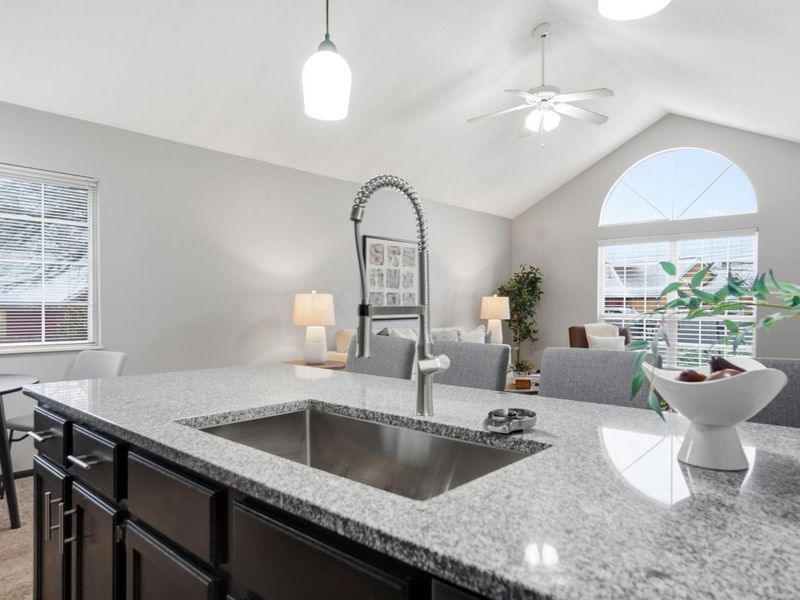 5390 Pond View Drive, Westerville, OH 43081 Photo 14