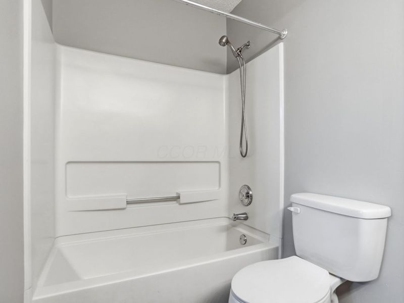 5390 Pond View Drive, Westerville, OH 43081 Photo 30