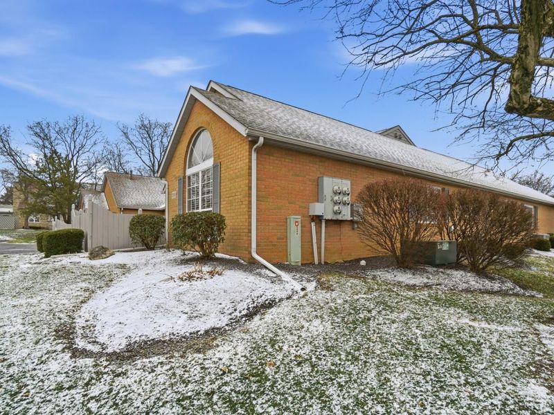 5390 Pond View Drive, Westerville, OH 43081 Photo 34