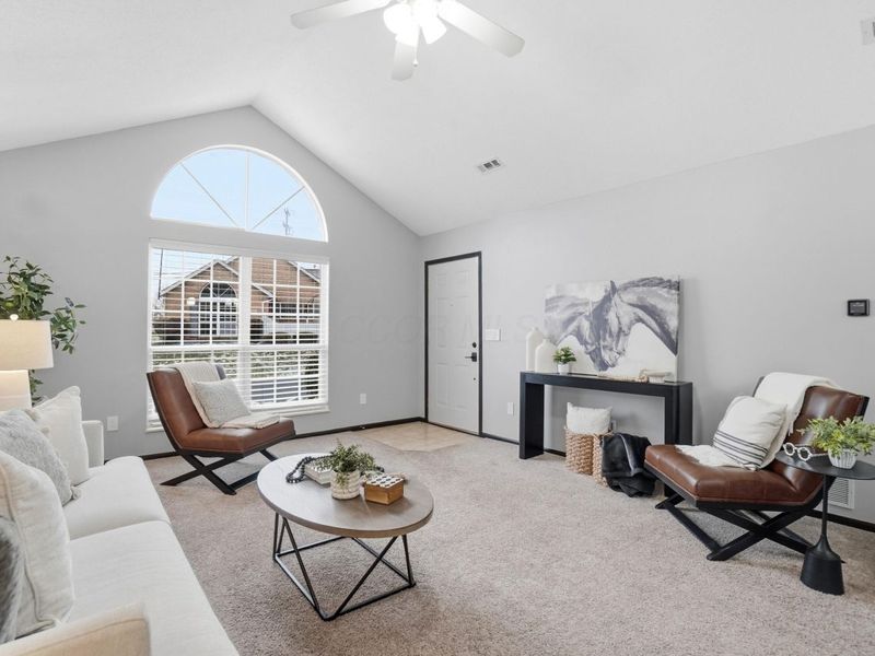 5390 Pond View Drive, Westerville, OH 43081 Photo 6