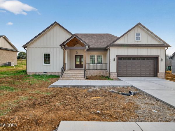 6572 Thomas Twin Oaks Rd, Baxter, TN 38544