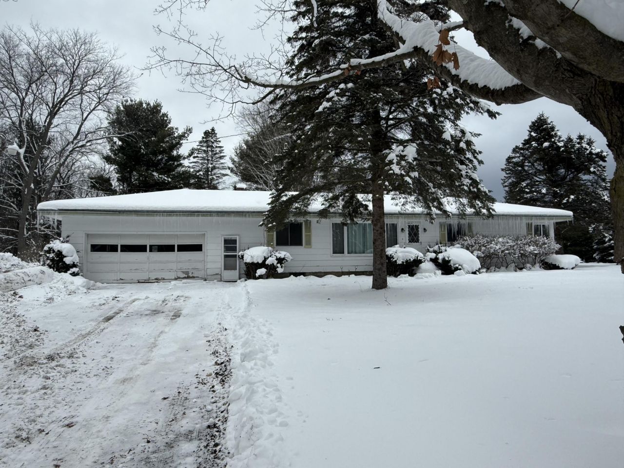 2404 W Arthur Road, New Era, MI 49446 Main Photo