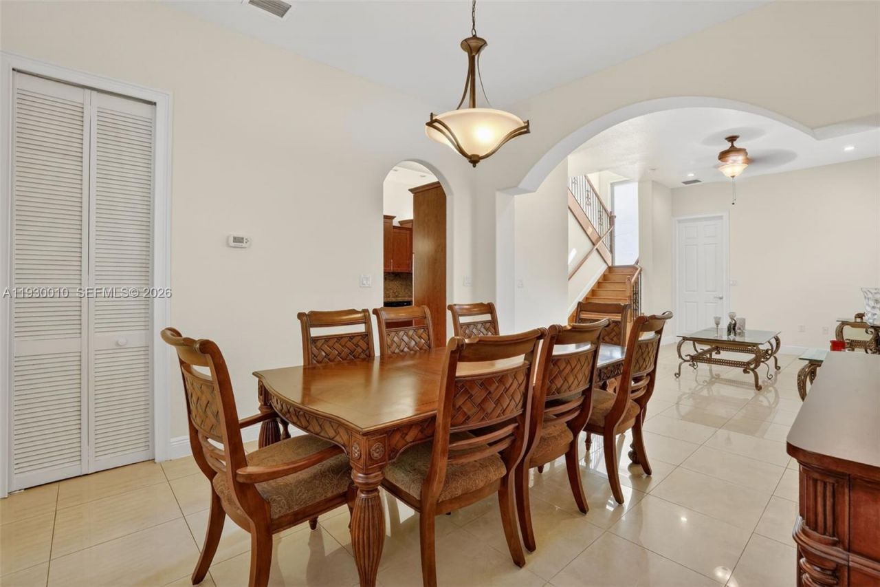 2913 SW 13th St, Miami, FL 33145 Photo