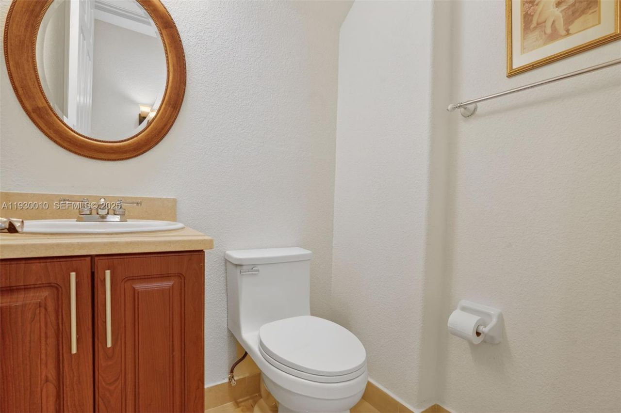 2913 SW 13th St, Miami, FL 33145 Photo