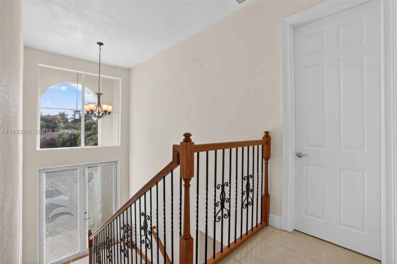 2913 SW 13th St, Miami, FL 33145 Photo