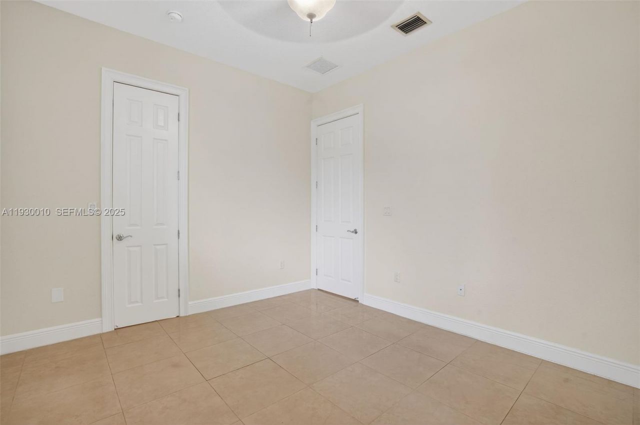 2913 SW 13th St, Miami, FL 33145 Photo