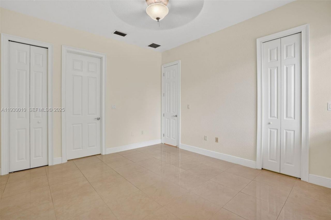 2913 SW 13th St, Miami, FL 33145 Photo