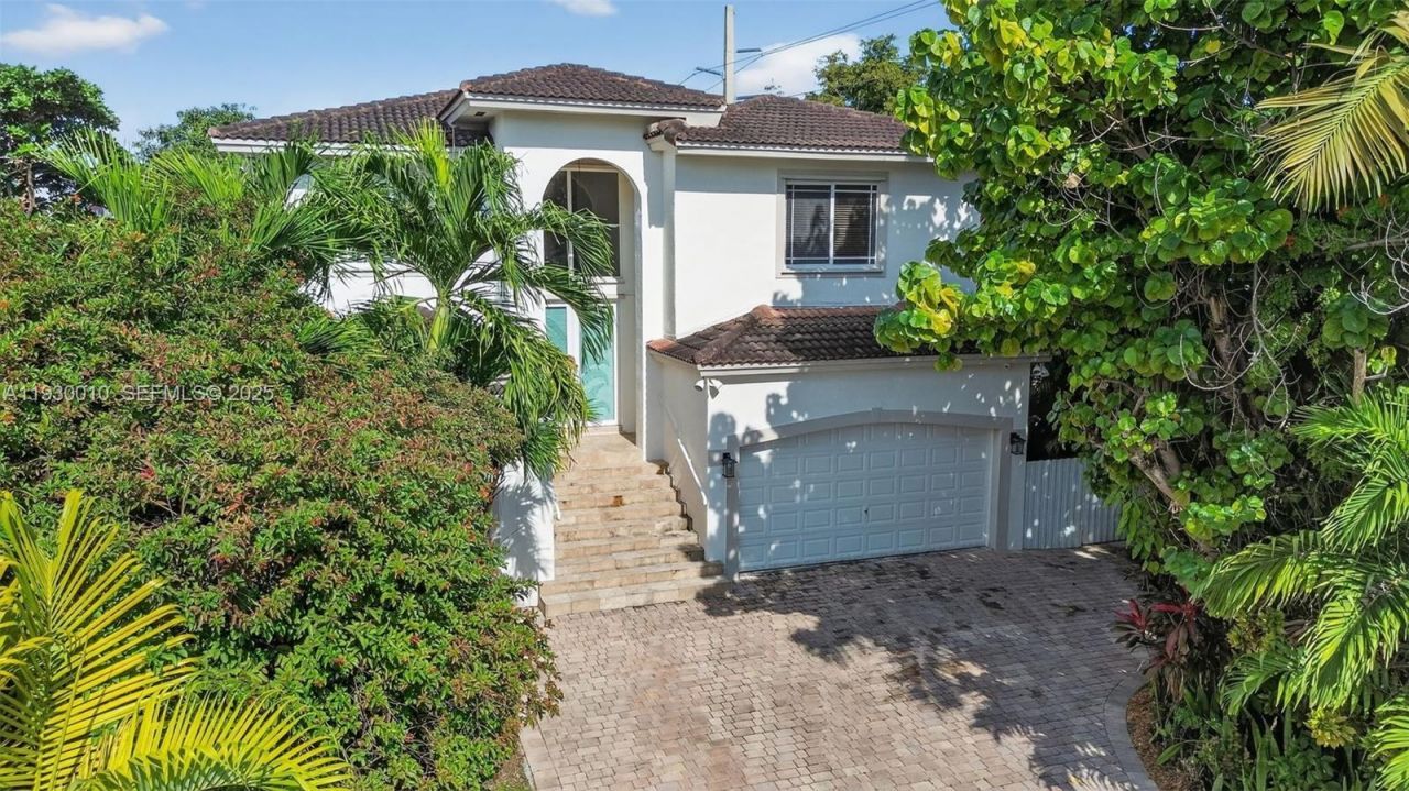 2913 SW 13th St, Miami, FL 33145 Photo