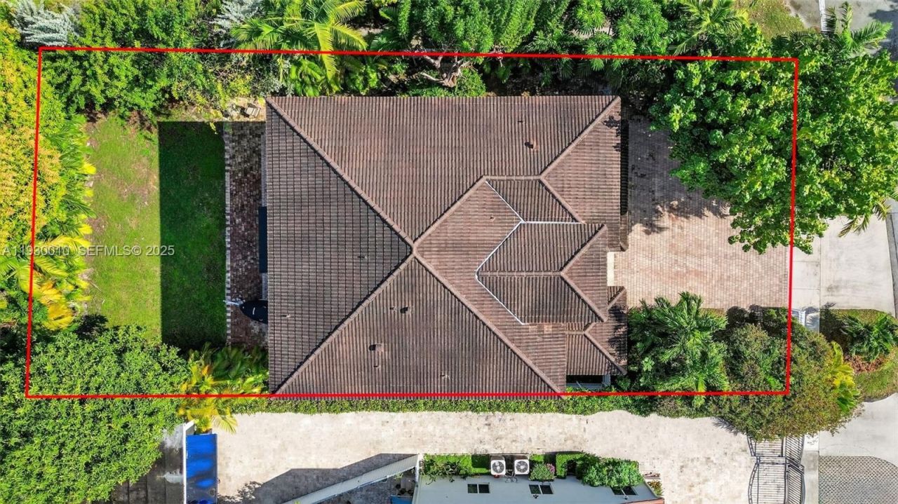 2913 SW 13th St, Miami, FL 33145 Photo