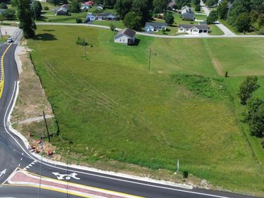 3780 Barbourville Road, London, KY 40744