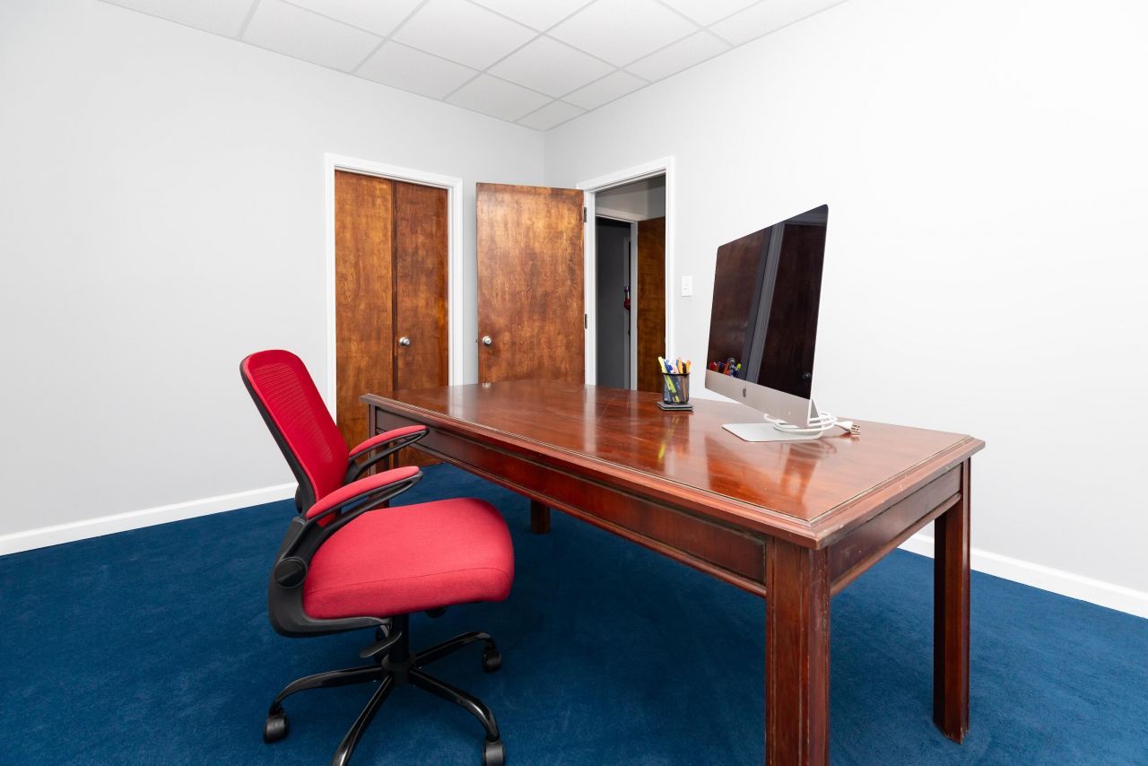 1075 E Montague Avenue Photo 8