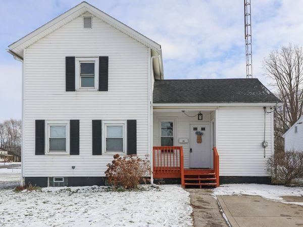 185 N Broadway St, Shelby, OH 44875