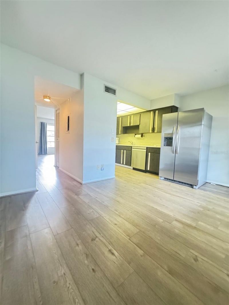 210 Elliot Avenue, Unit 135, Sarasota, FL 34232 Photo