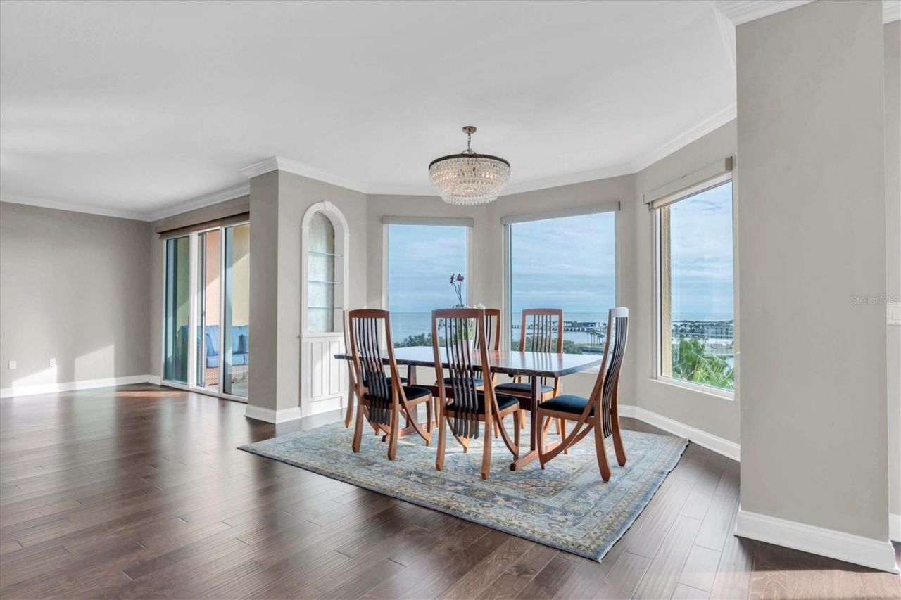 555 5th Avenue Ne, Unit 711, Saint Petersburg, FL 33701 Photo