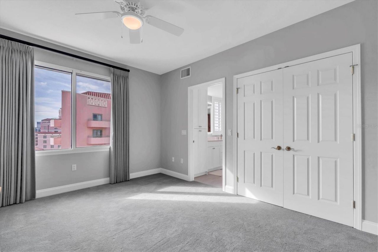 555 5th Avenue Ne, Unit 711, Saint Petersburg, FL 33701 Photo