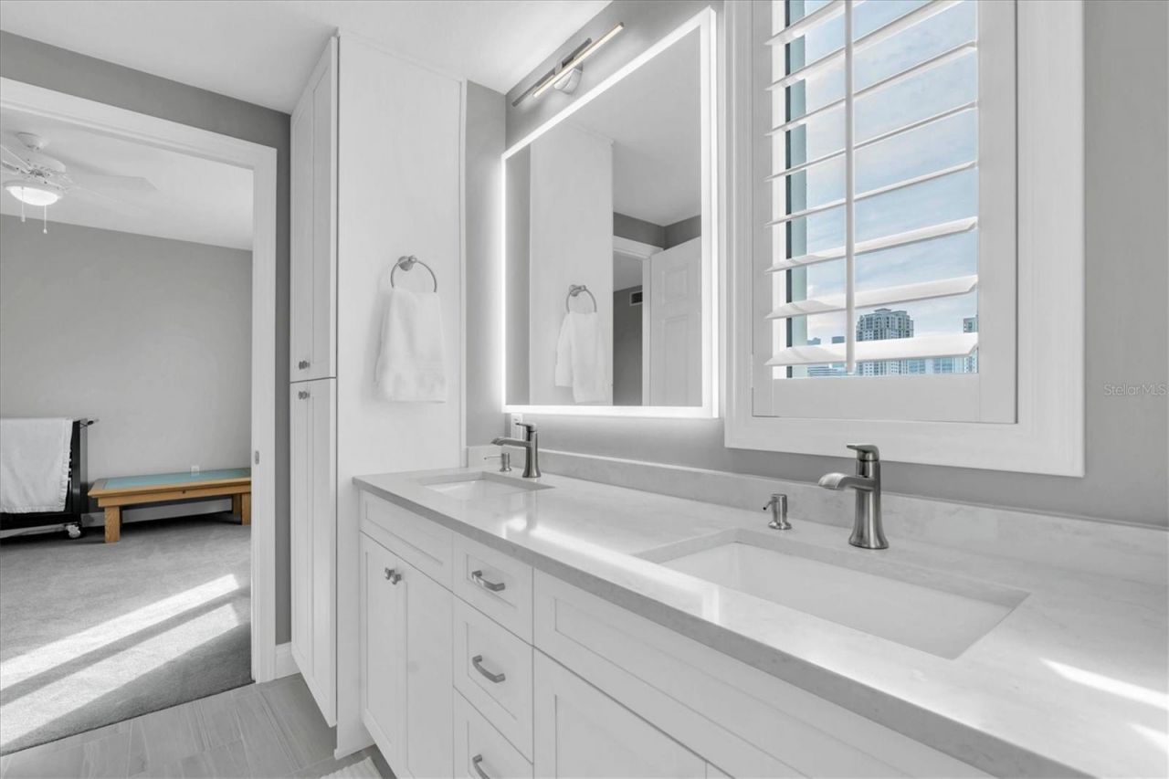 555 5th Avenue Ne, Unit 711, Saint Petersburg, FL 33701 Photo