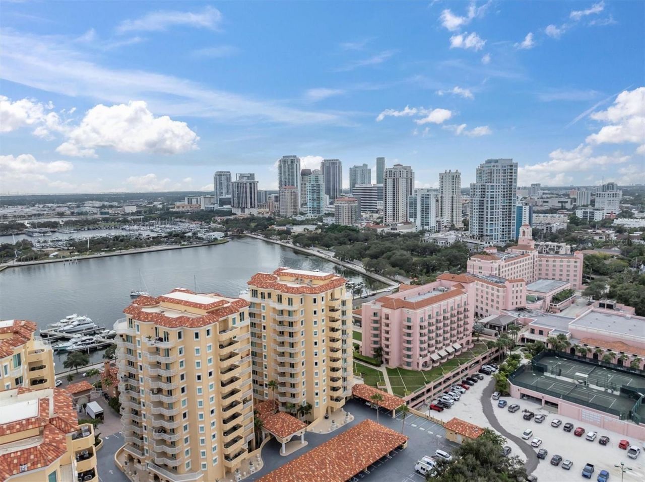 555 5th Avenue Ne, Unit 711, Saint Petersburg, FL 33701 Photo