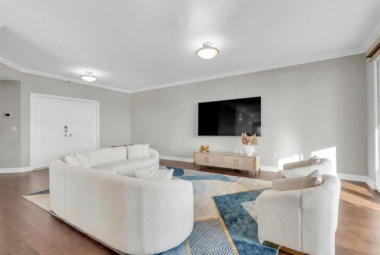 555 5th Avenue Ne, Unit 711, Saint Petersburg, FL 33701 Photo