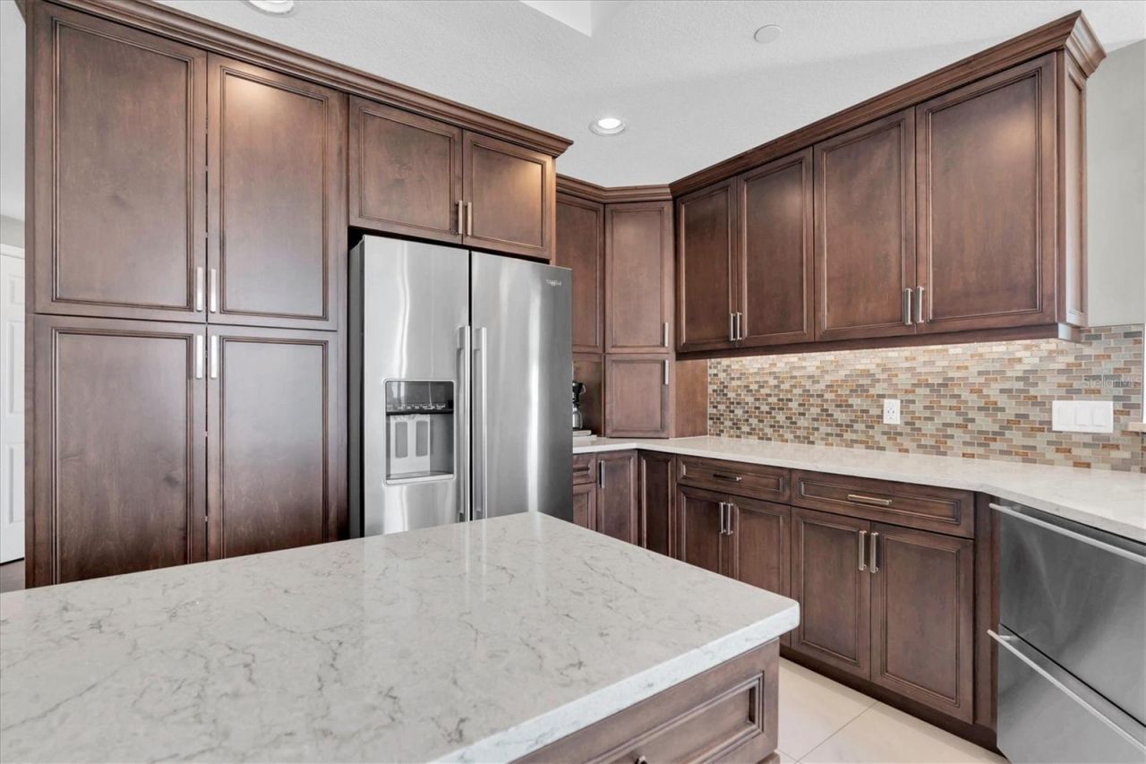 555 5th Avenue Ne, Unit 711, Saint Petersburg, FL 33701 Photo