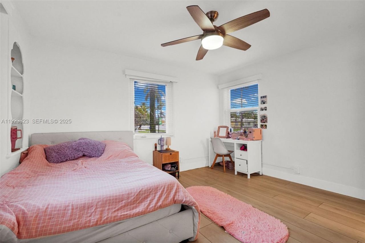 900 Tyler St, Hollywood, FL 33019 Photo