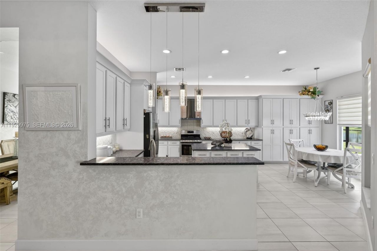 11051 SW Ivory Springs Ln, Port Saint Lucie, FL 34987 Photo