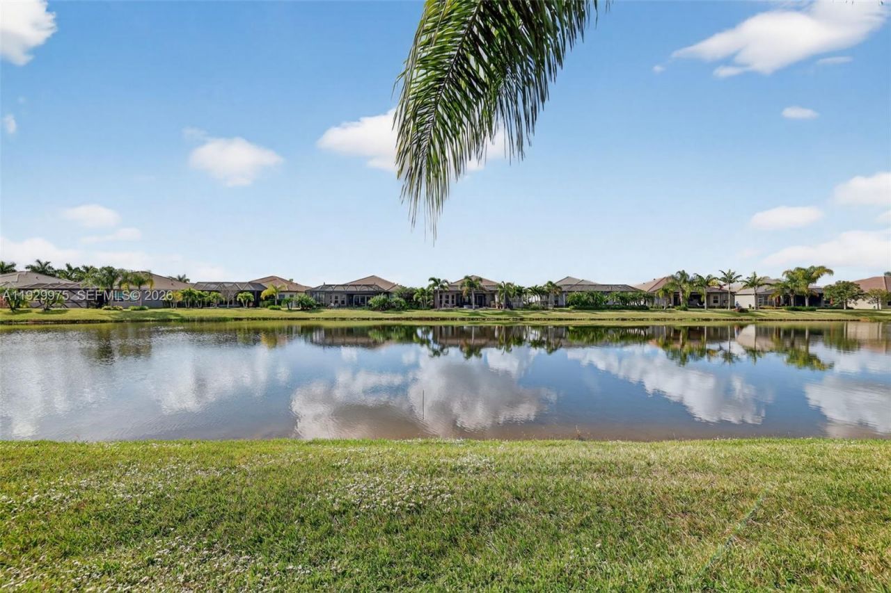 11051 SW Ivory Springs Ln, Port Saint Lucie, FL 34987 Photo