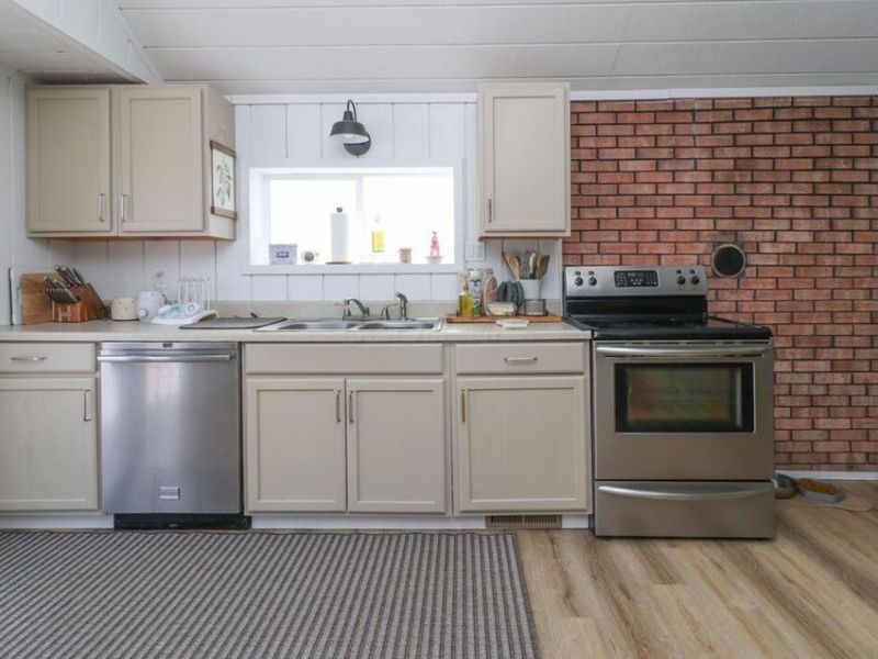 185 N Broadway Street , Shelby, OH 44875 Photo 14