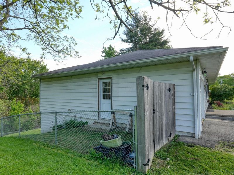 110 Cherry Lane, New Concord, OH 43762 Photo 9