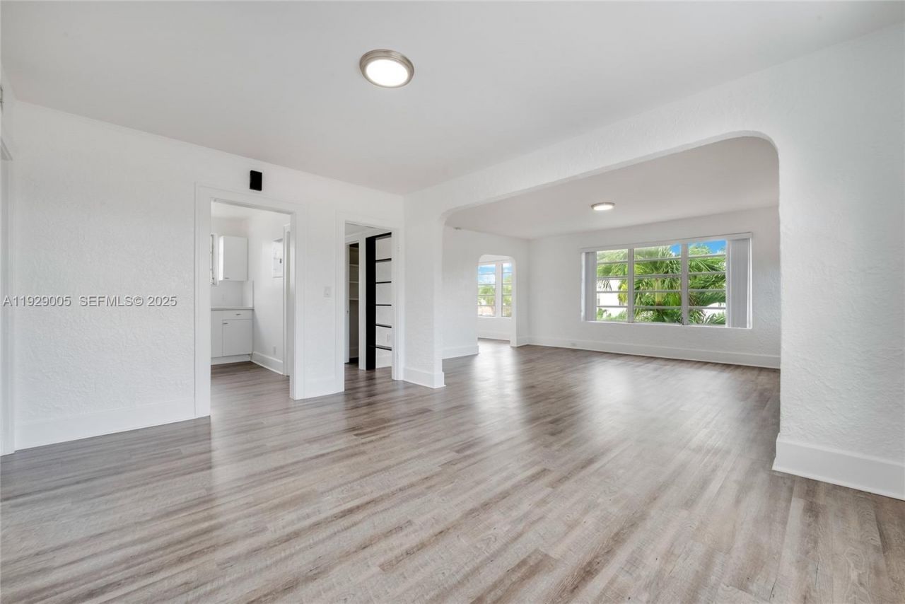 1736 SW 9th St, Unit 1738, Miami, FL 33135 Photo