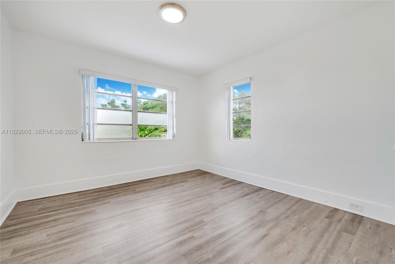 1736 SW 9th St, Unit 1738, Miami, FL 33135 Photo