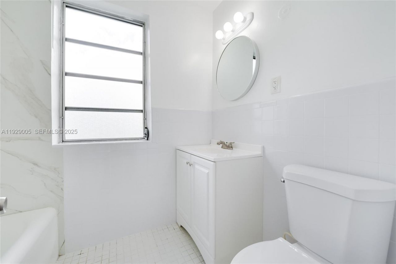 1736 SW 9th St, Unit 1738, Miami, FL 33135 Photo