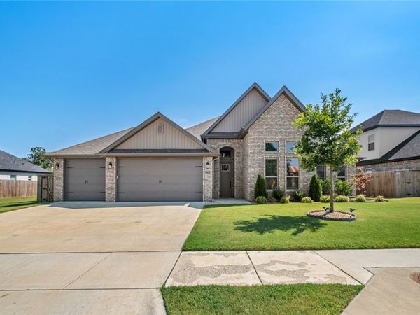 230 Bequette Lane, Centerton, AR 72719