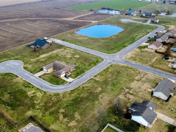 000 Katy, St Libory, IL 62282