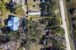 1816 Battery Island Drive photo 4