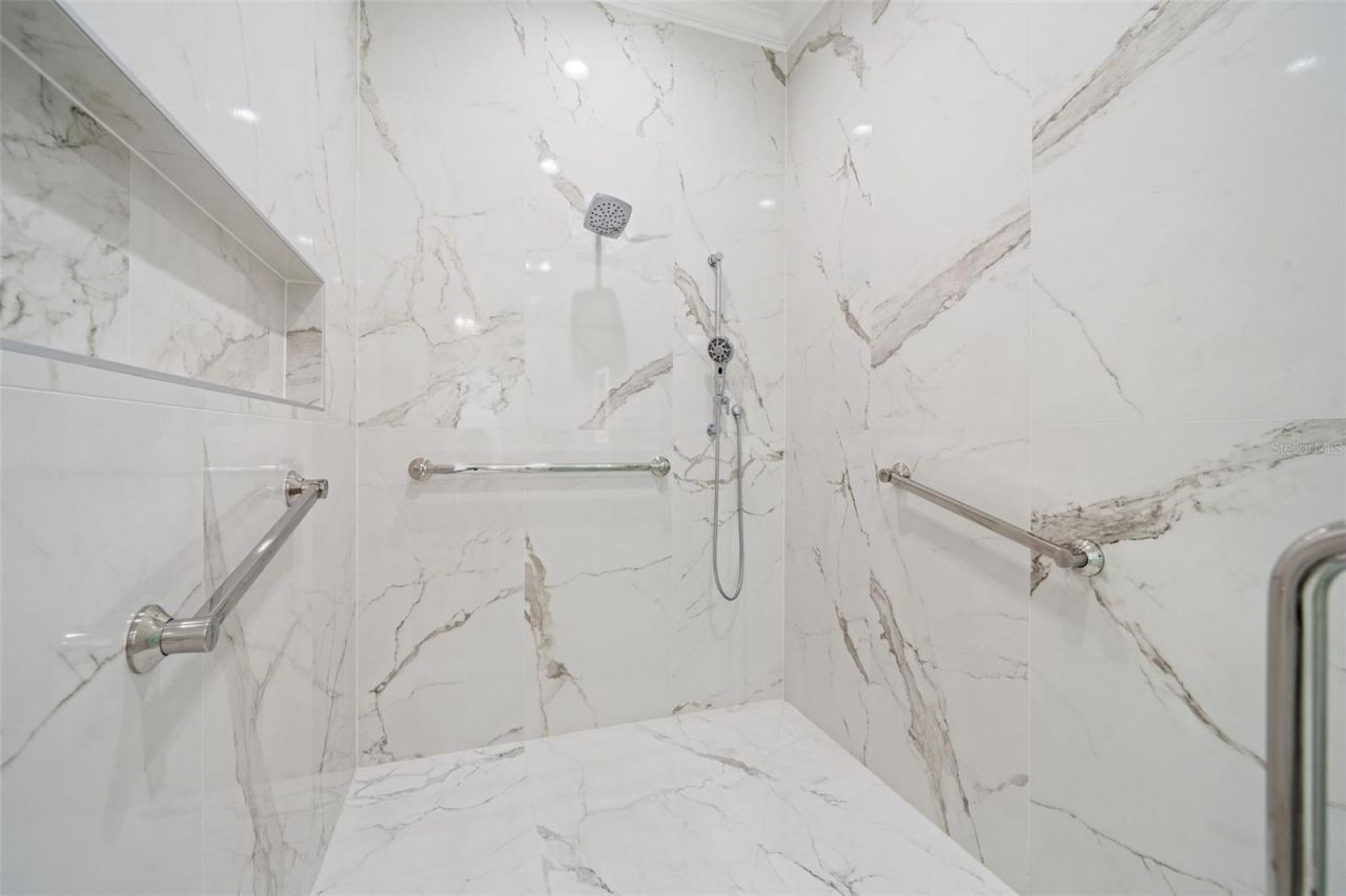 4202 W Woodmere Road, Tampa, FL 33609 Photo