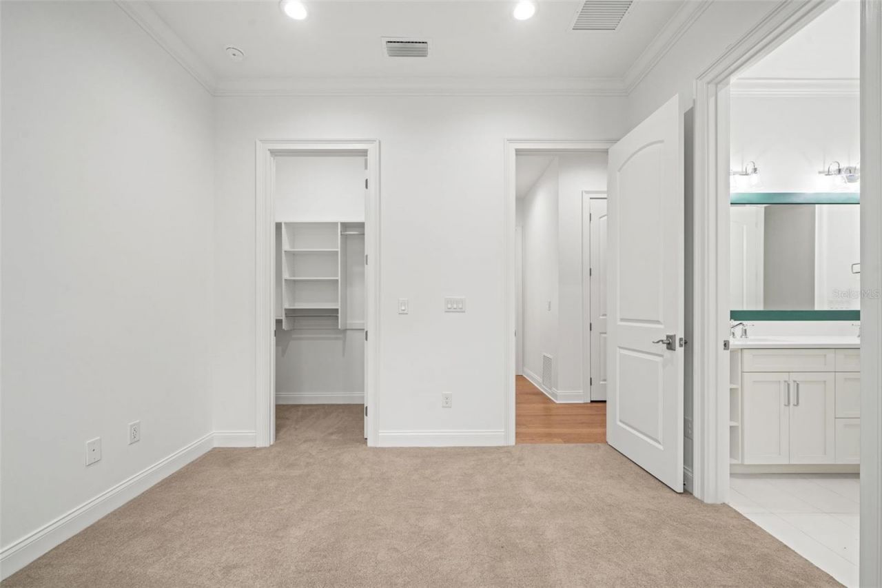 4202 W Woodmere Road, Tampa, FL 33609 Photo