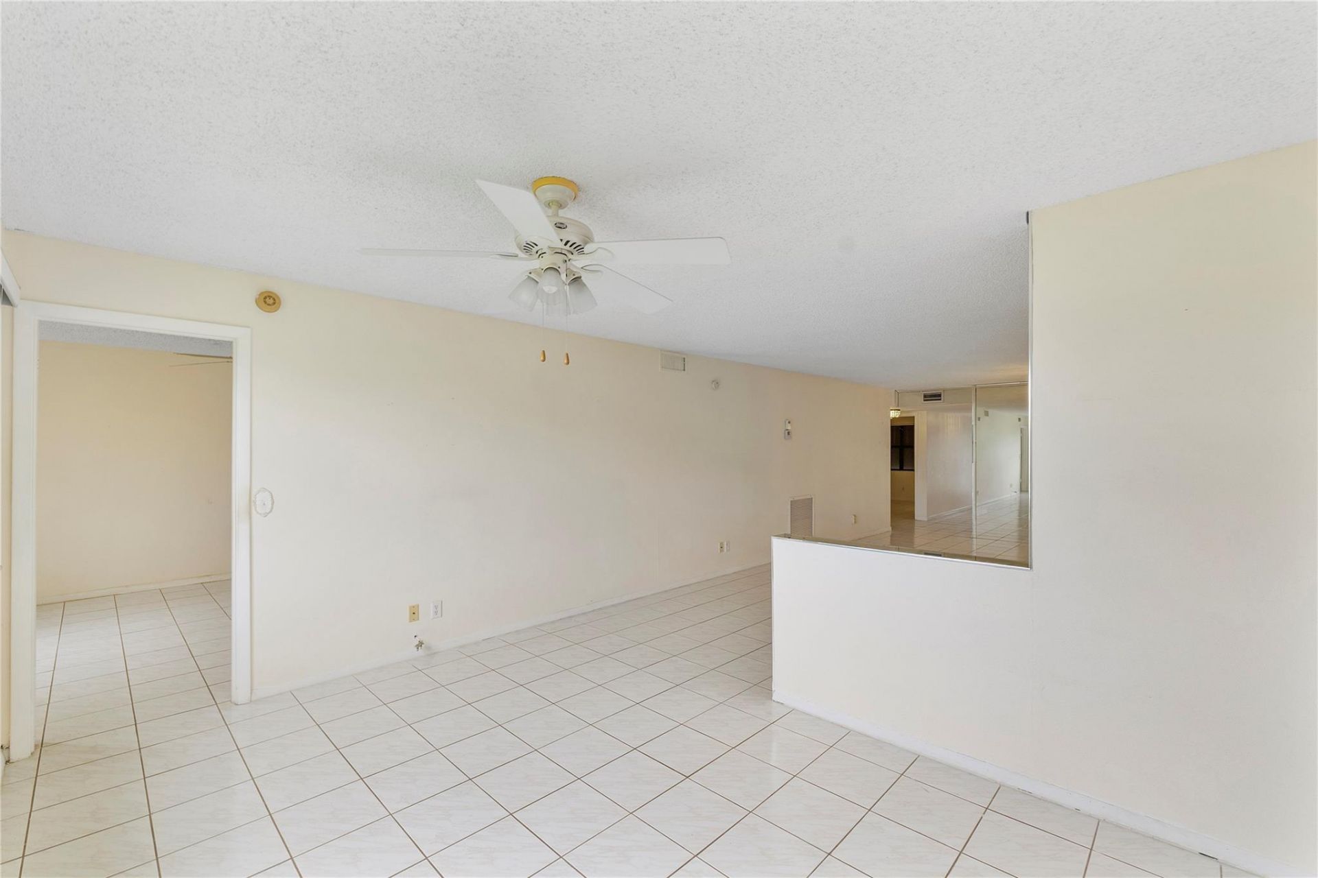 2606 NW 104th Avenue, Unit 208, Sunrise, FL 33322 Photo