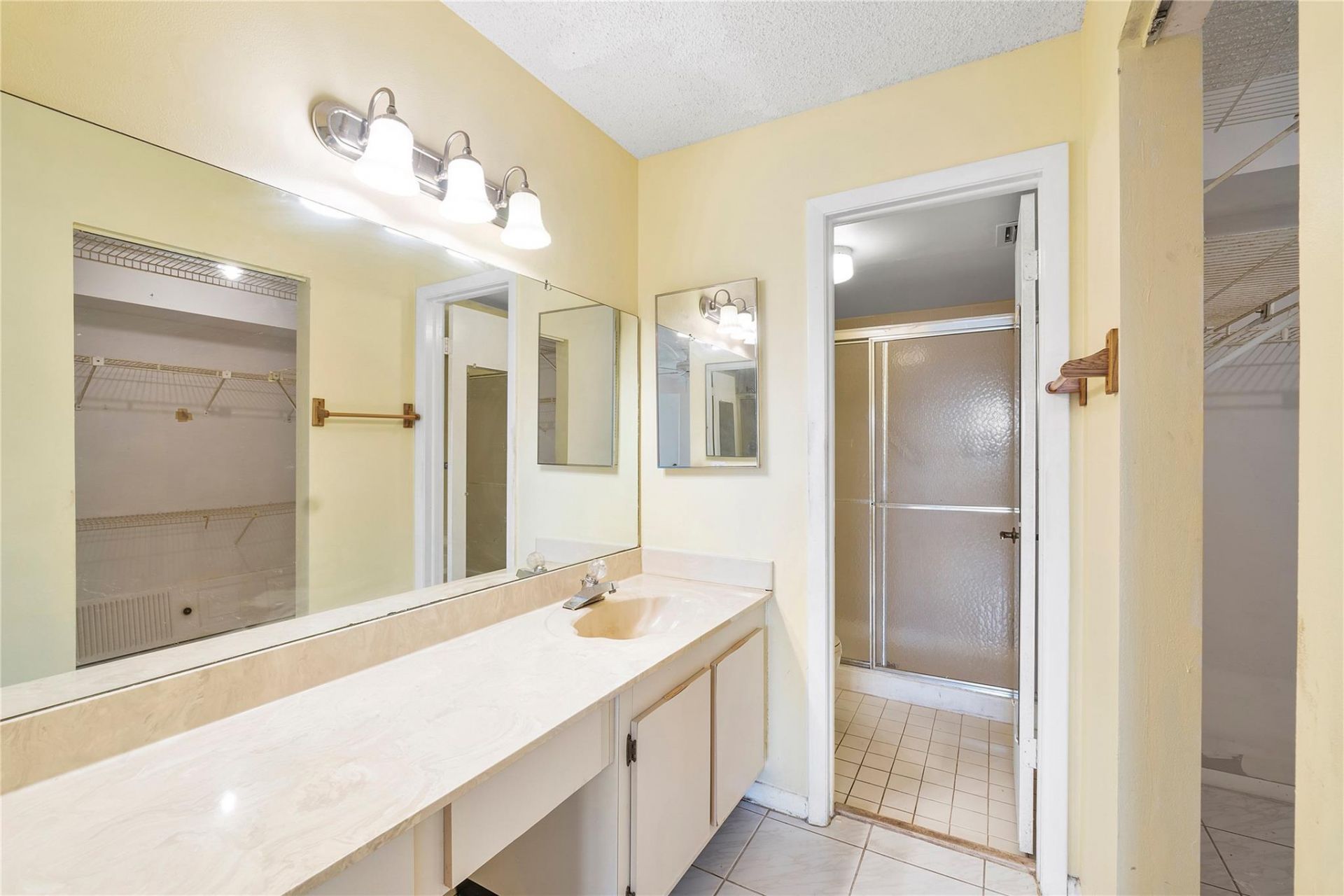 2606 NW 104th Avenue, Unit 208, Sunrise, FL 33322 Photo