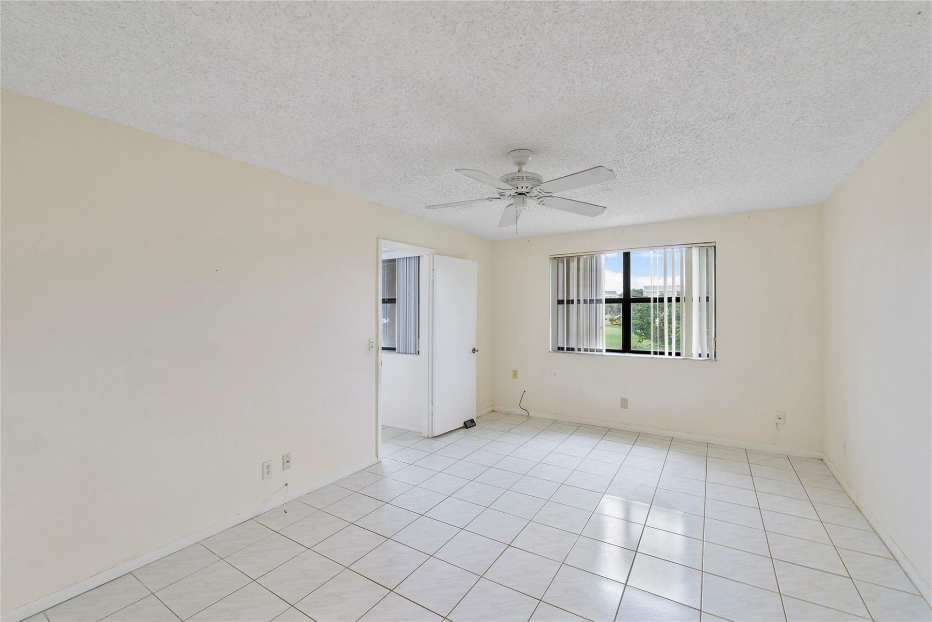 2606 NW 104th Avenue, Unit 208, Sunrise, FL 33322 Photo