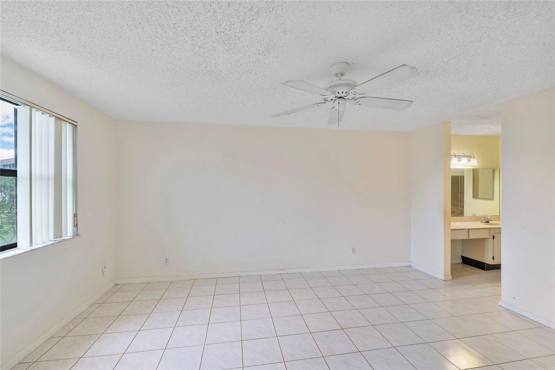 2606 NW 104th Avenue, Unit 208, Sunrise, FL 33322 Photo