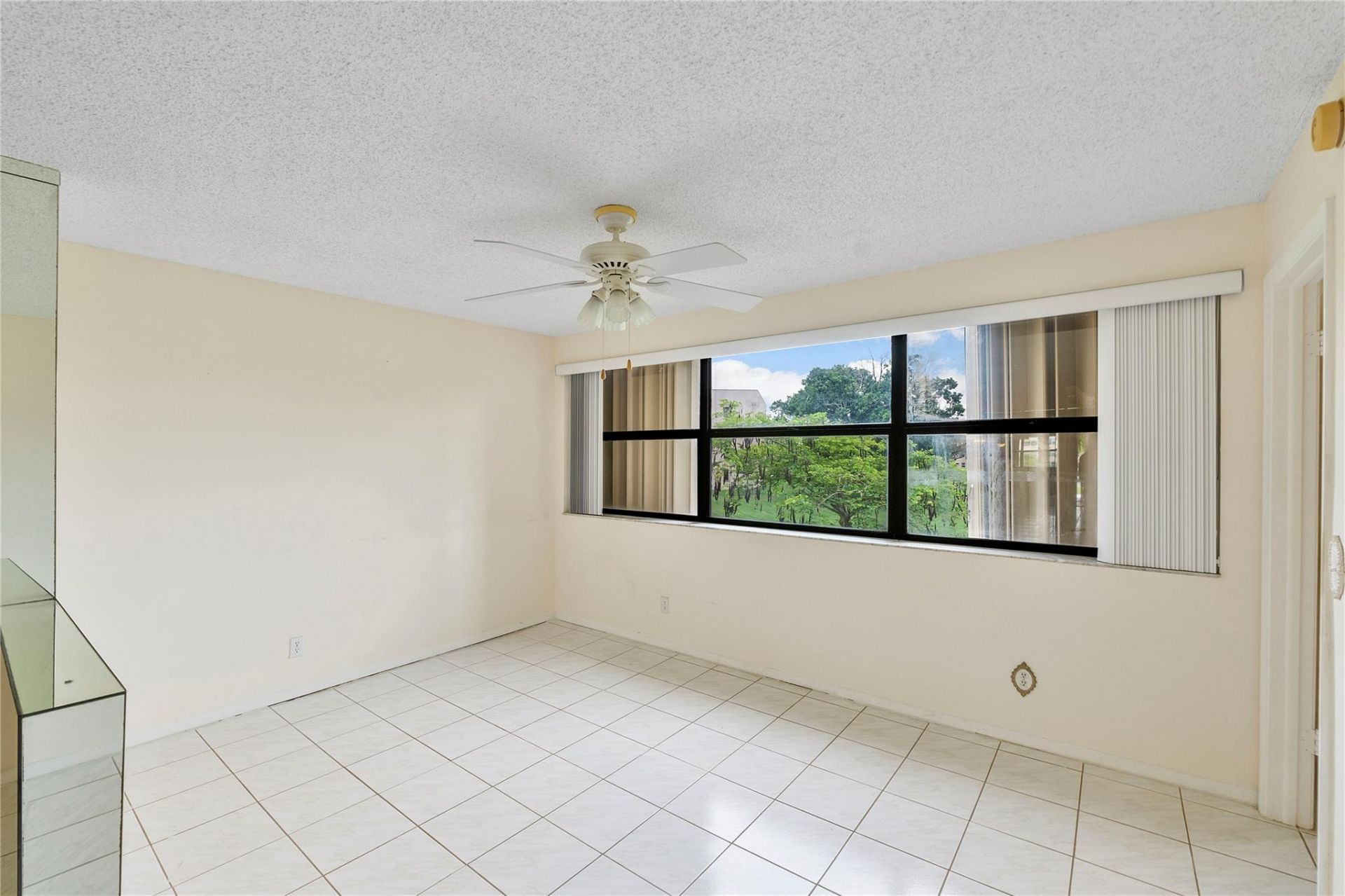 2606 NW 104th Avenue, Unit 208, Sunrise, FL 33322 Photo