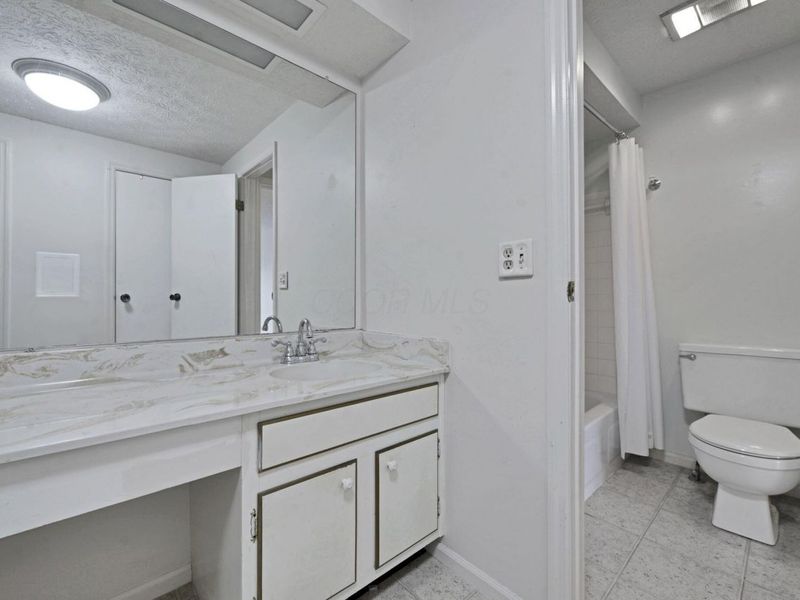 5108 Ranstead Court, Columbus, OH 43220 Photo 18