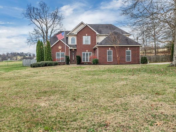 101 Nutcracker Ct, Eagleville, TN 37060